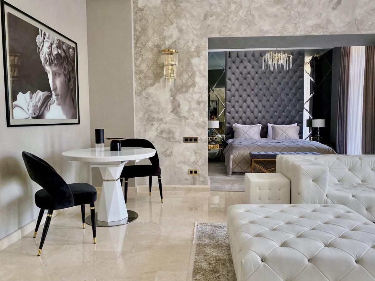 Arcadia Plaza Hotel Odessa Ngoại thất bức ảnh