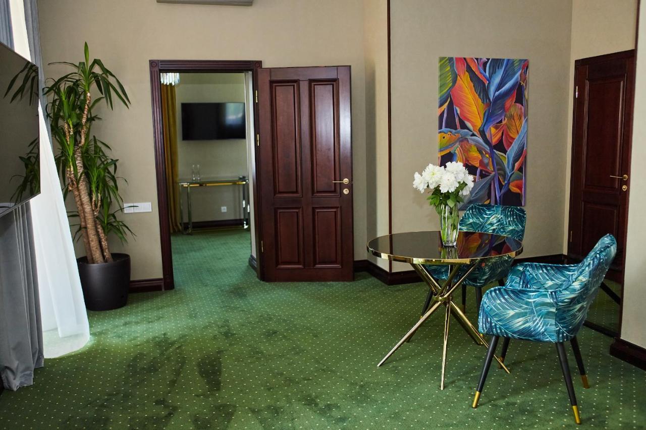 Arcadia Plaza Hotel Odessa Ngoại thất bức ảnh