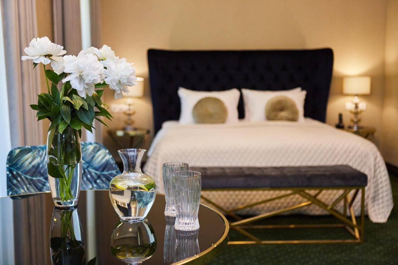 Arcadia Plaza Hotel Odessa Ngoại thất bức ảnh