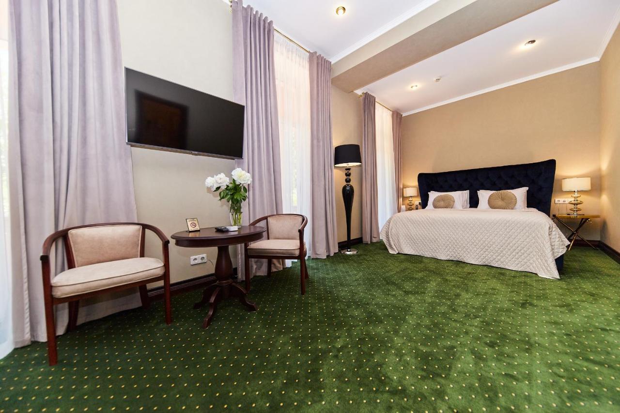 Arcadia Plaza Hotel Odessa Ngoại thất bức ảnh