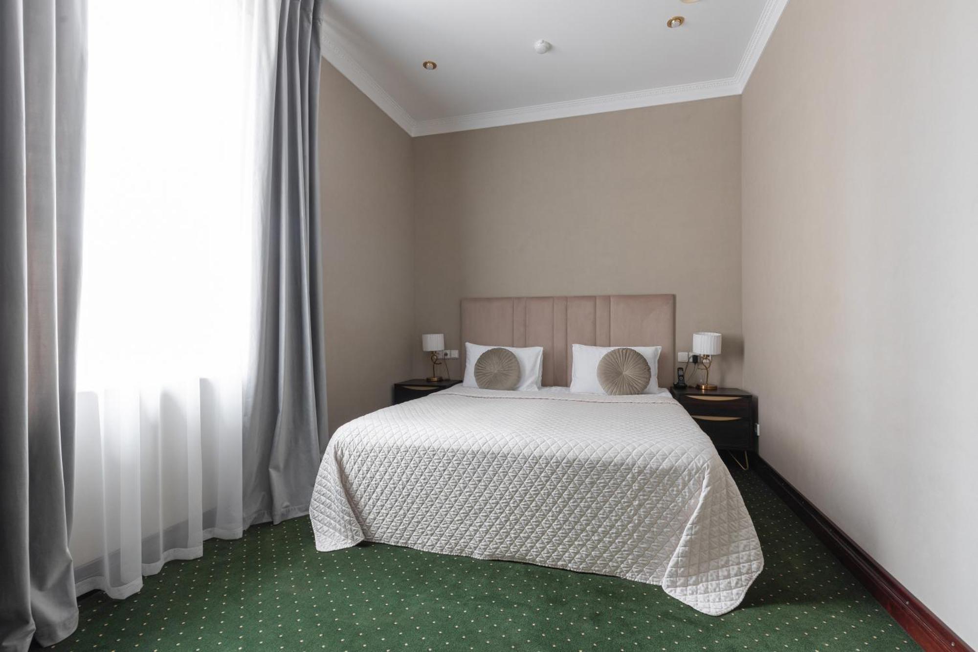 Arcadia Plaza Hotel Odessa Ngoại thất bức ảnh