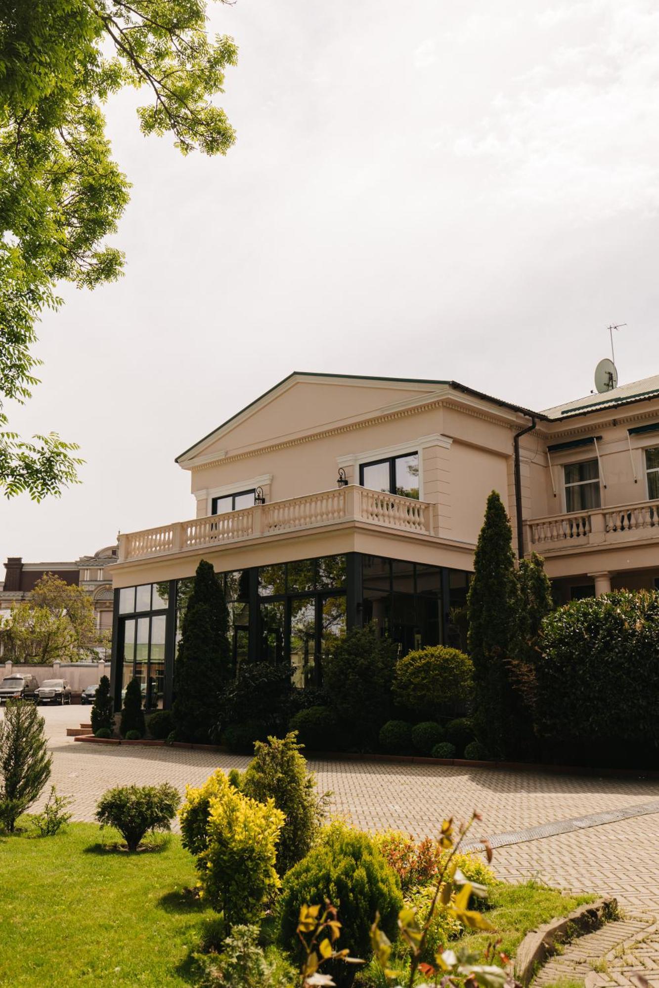 Arcadia Plaza Hotel Odessa Ngoại thất bức ảnh
