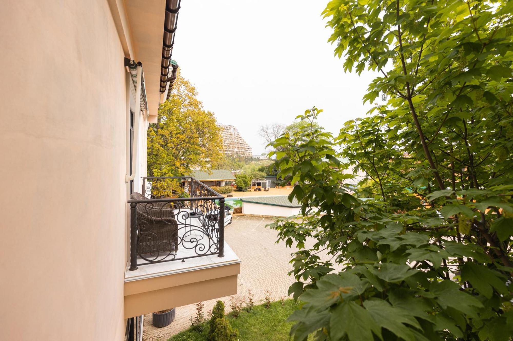 Arcadia Plaza Hotel Odessa Ngoại thất bức ảnh